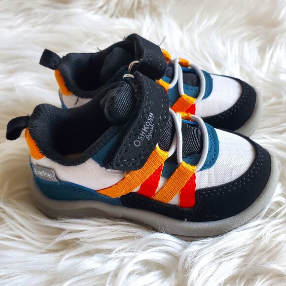 OshKosh/Carter's Boy Shoe Bundle SZ 4 - Picture 6 of 16